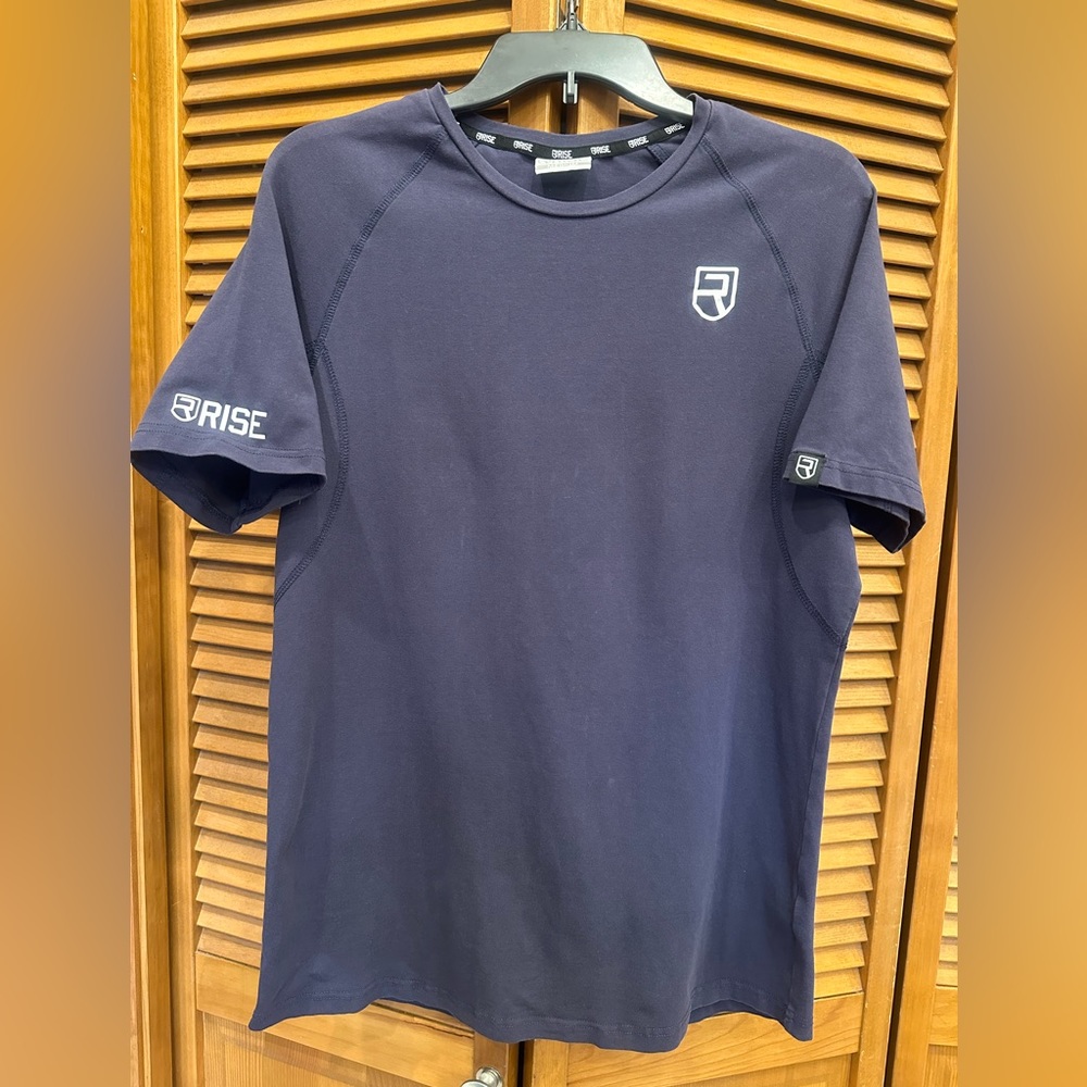 Rise Performance Men’s Shirt.